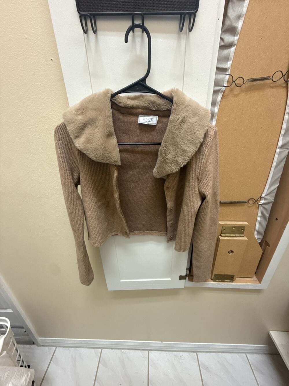 Sage The Label Faux Fur Collar Ribbed Cardigan Tan Size XS